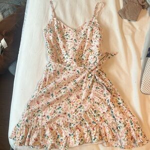 mi ami floral ruffle mini dress with tie